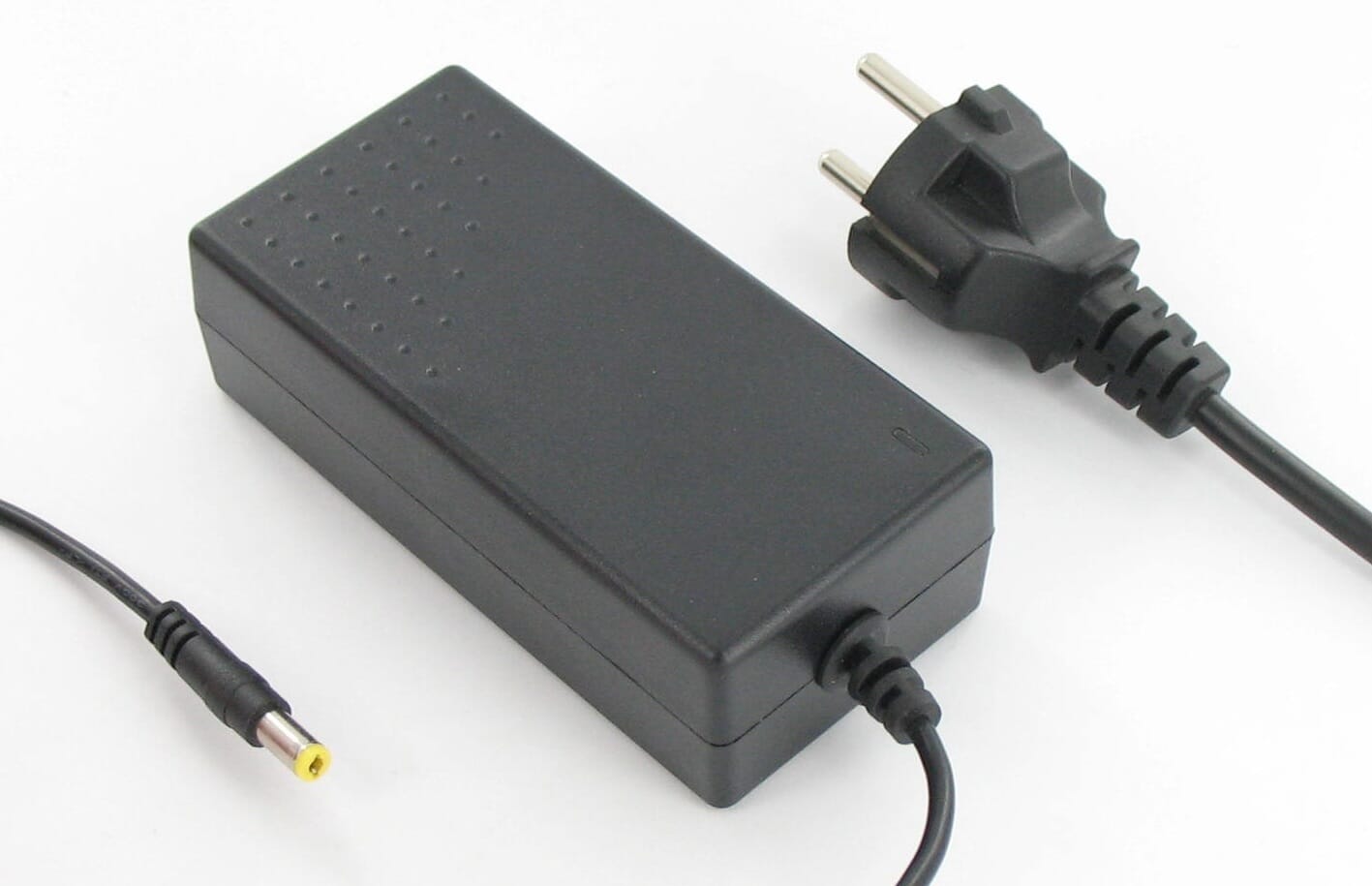 ac-adapter-voor-hp-t5500-t5510-t5520-t5520-bde020007